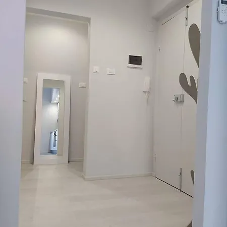Apartment Via Genova 239